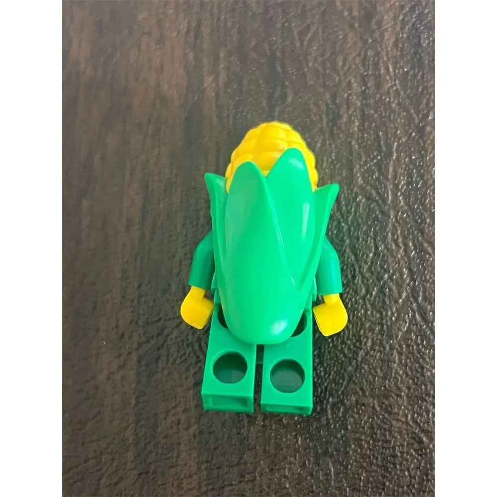LEGO Minifigures Series 17 Corn Cob Guy Collectible 71018 - Picture 2 of 3